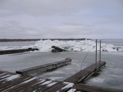 2004 March Dock Ice Jam